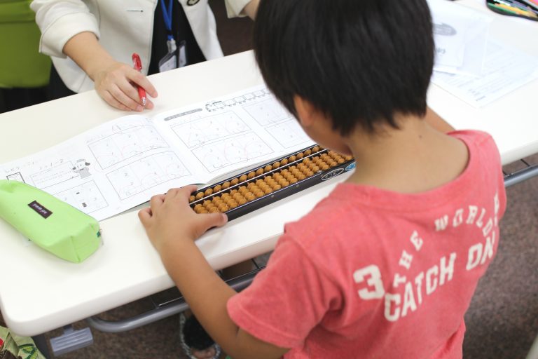 （イオンタウン豊中緑丘）そろばんコース開講しました！！